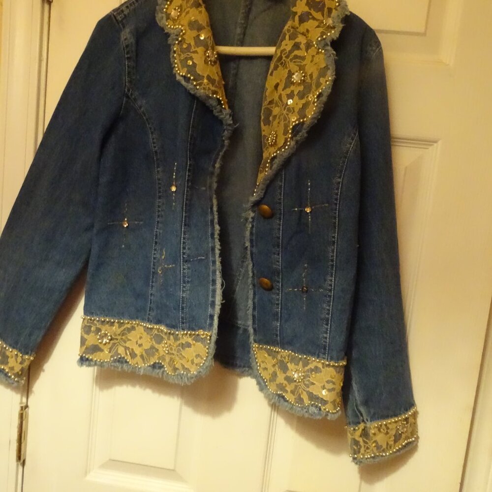 Blue jean jacket by Step N Style, sz M, lace trim on collar and cuff